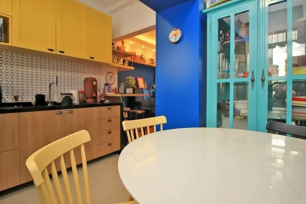 Foto 9 de Apartamento com 2 quartos à venda, 131m2 em Vila Ipiranga, Porto Alegre - RS