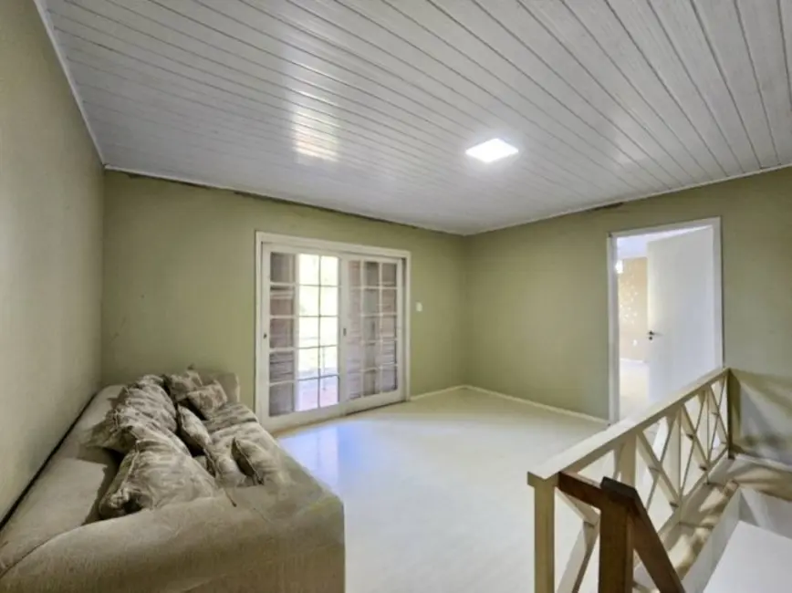 Casa com 3 quartos à venda, 290m2 em Jardim Itu Sabará, Porto Alegre - RS - imagem 8 Foto 8 de Casa com 3 quartos à venda, 290m2 em Jardim Itu Sabará, Porto Alegre - RS