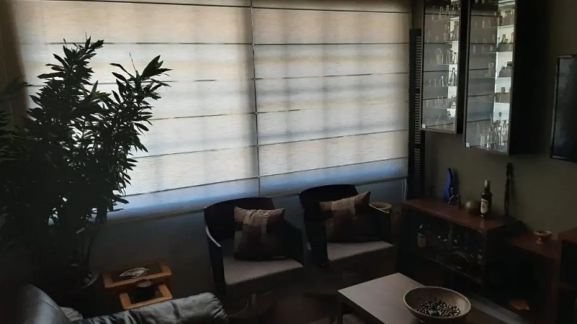 Casa com 3 quartos à venda, 117m2 em Medianeira, Porto Alegre - RS - imagem 2 Foto 2 de Casa com 3 quartos à venda, 117m2 em Medianeira, Porto Alegre - RS