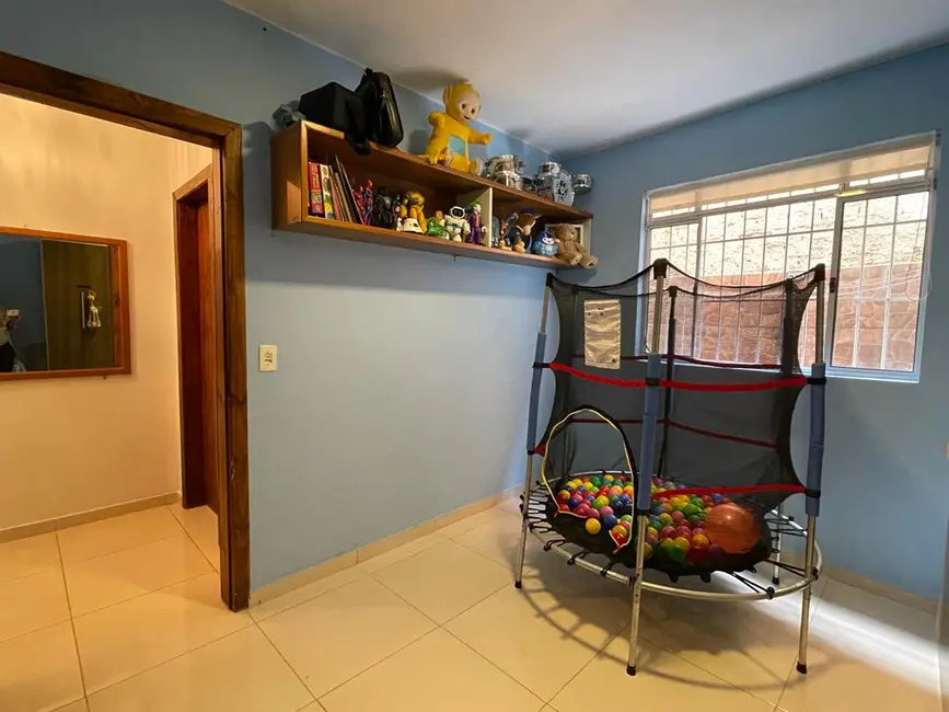 Foto 2 de Apartamento com 2 quartos à venda, 65m2 em Navegantes, Porto Alegre - RS