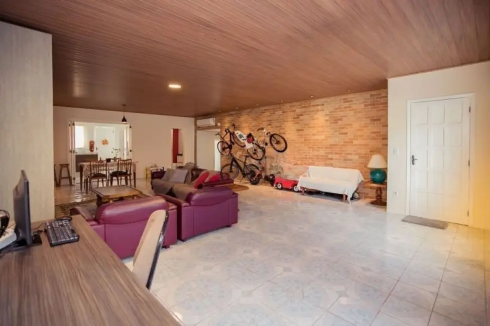 Foto 4 de Casa com 3 quartos à venda, 413m2 em Jardim Itu Sabará, Porto Alegre - RS