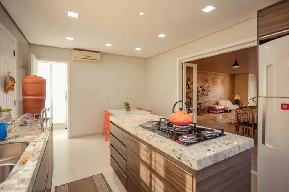 Foto 7 de Casa com 3 quartos à venda, 413m2 em Jardim Itu Sabará, Porto Alegre - RS