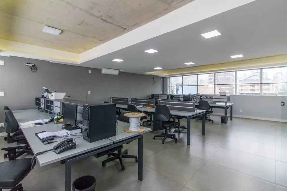 Sala Comercial à venda, 625m2 em Boa Vista, Porto Alegre - RS - imagem 3 Foto 3 de Sala Comercial à venda, 625m2 em Boa Vista, Porto Alegre - RS