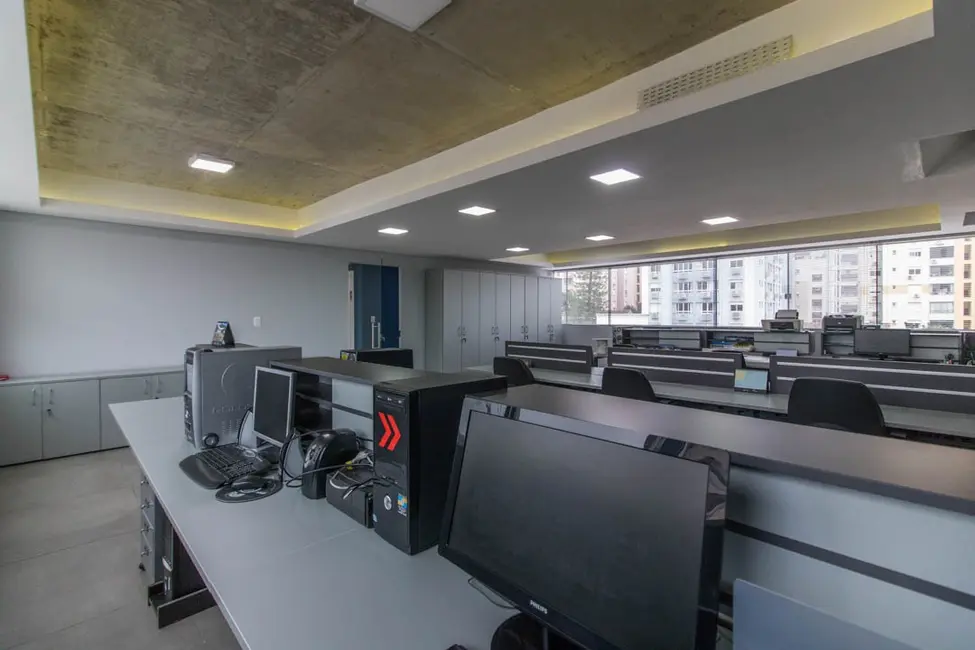 Sala Comercial à venda, 625m2 em Boa Vista, Porto Alegre - RS - imagem 4 Foto 4 de Sala Comercial à venda, 625m2 em Boa Vista, Porto Alegre - RS