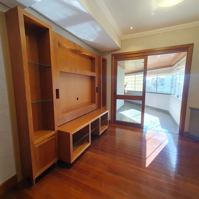 Foto 34 de Apartamento com 3 quartos para alugar, 208m2 em Bela Vista, Porto Alegre - RS