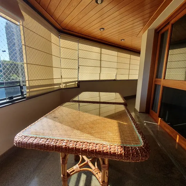 Foto 15 de Apartamento com 3 quartos para alugar, 208m2 em Bela Vista, Porto Alegre - RS