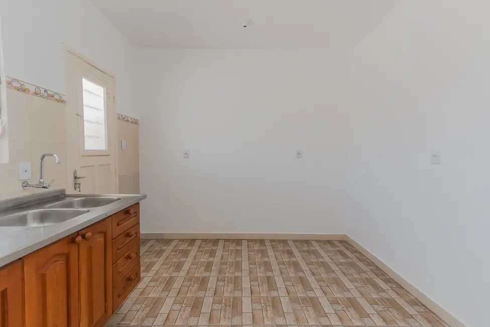 Apartamento com 2 quartos à venda, 70m2 em Menino Deus, Porto Alegre - RS - imagem 2 Foto 2 de Apartamento com 2 quartos à venda, 70m2 em Menino Deus, Porto Alegre - RS