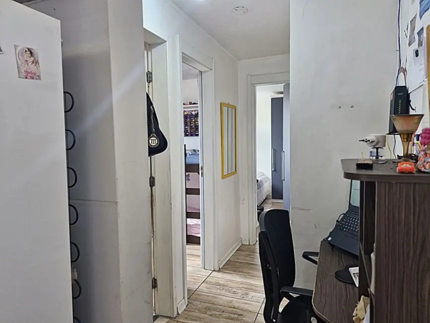 Foto 1 de Apartamento com 2 quartos à venda, 42m2 em Porto Alegre - RS