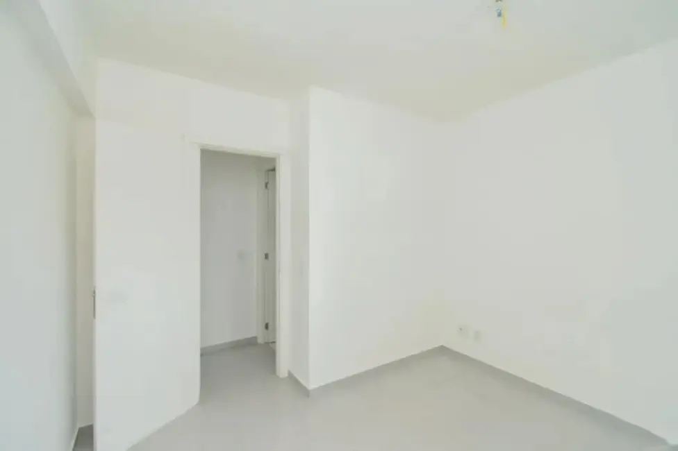 Apartamento com 2 quartos à venda, 50m2 em São José, Porto Alegre - RS - imagem 3 Foto 3 de Apartamento com 2 quartos à venda, 50m2 em São José, Porto Alegre - RS