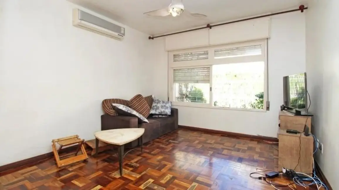 Foto 7 de Casa com 3 quartos à venda, 147m2 em São Sebastião, Porto Alegre - RS