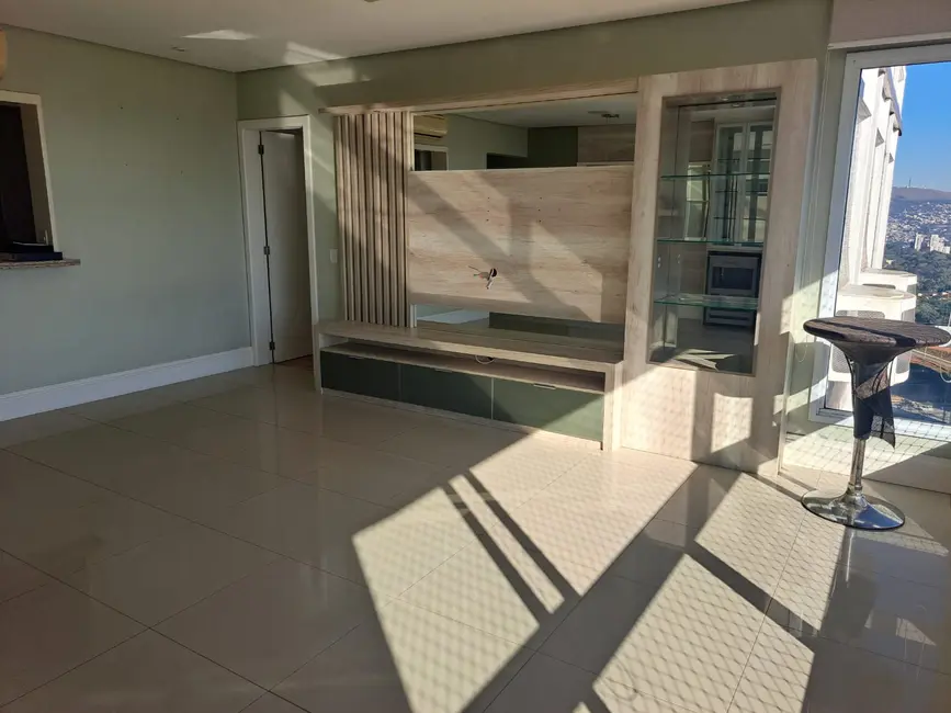 Apartamento com 3 quartos à venda, 105m2 em Porto Alegre - RS - imagem 2 Foto 2 de Apartamento com 3 quartos à venda, 105m2 em Porto Alegre - RS