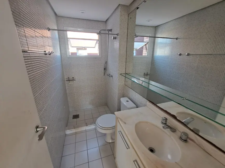 Apartamento com 3 quartos à venda, 105m2 em Porto Alegre - RS - imagem 9 Foto 9 de Apartamento com 3 quartos à venda, 105m2 em Porto Alegre - RS