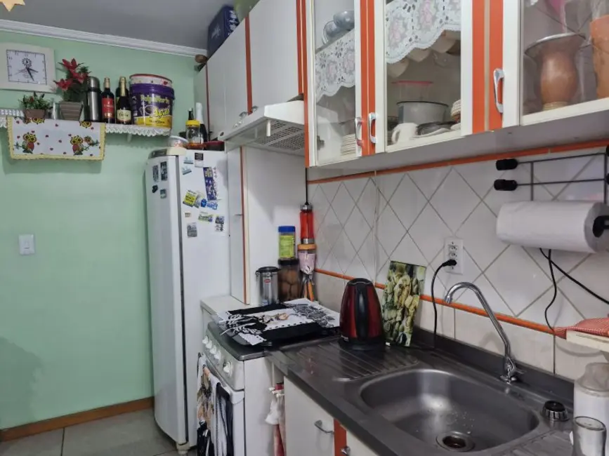 Foto 9 de Apartamento com 2 quartos à venda, 37m2 em Porto Alegre - RS