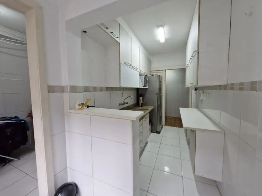 Apartamento com 3 quartos à venda, 104m2 em Petrópolis, Porto Alegre - RS - imagem 8 Foto 8 de Apartamento com 3 quartos à venda, 104m2 em Petrópolis, Porto Alegre - RS