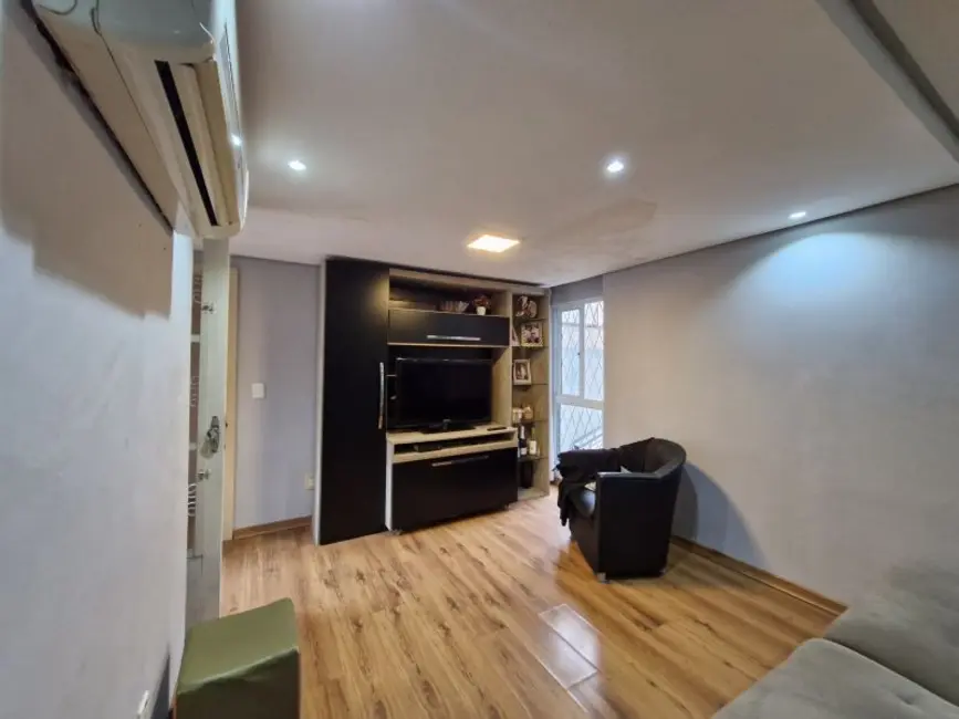 Apartamento com 3 quartos à venda, 104m2 em Petrópolis, Porto Alegre - RS - imagem 4 Foto 4 de Apartamento com 3 quartos à venda, 104m2 em Petrópolis, Porto Alegre - RS