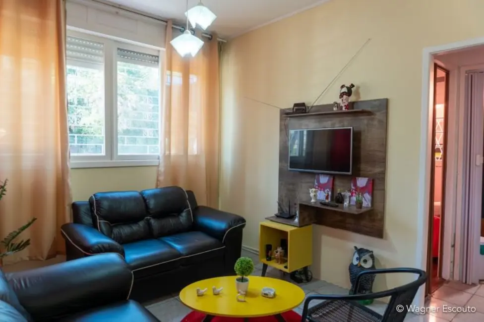 Apartamento com 3 quartos à venda, 197m2 em Teresópolis, Porto Alegre - RS - imagem 9 Foto 9 de Apartamento com 3 quartos à venda, 197m2 em Teresópolis, Porto Alegre - RS