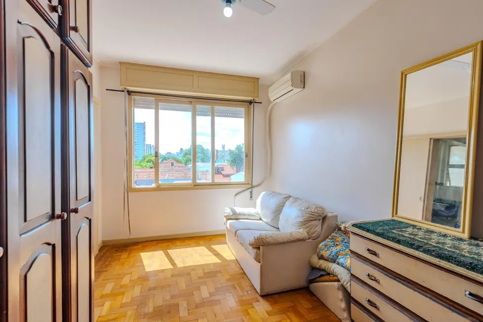Apartamento com 3 quartos à venda, 121m2 em Praia de Belas, Porto Alegre - RS - imagem 7 Foto 7 de Apartamento com 3 quartos à venda, 121m2 em Praia de Belas, Porto Alegre - RS