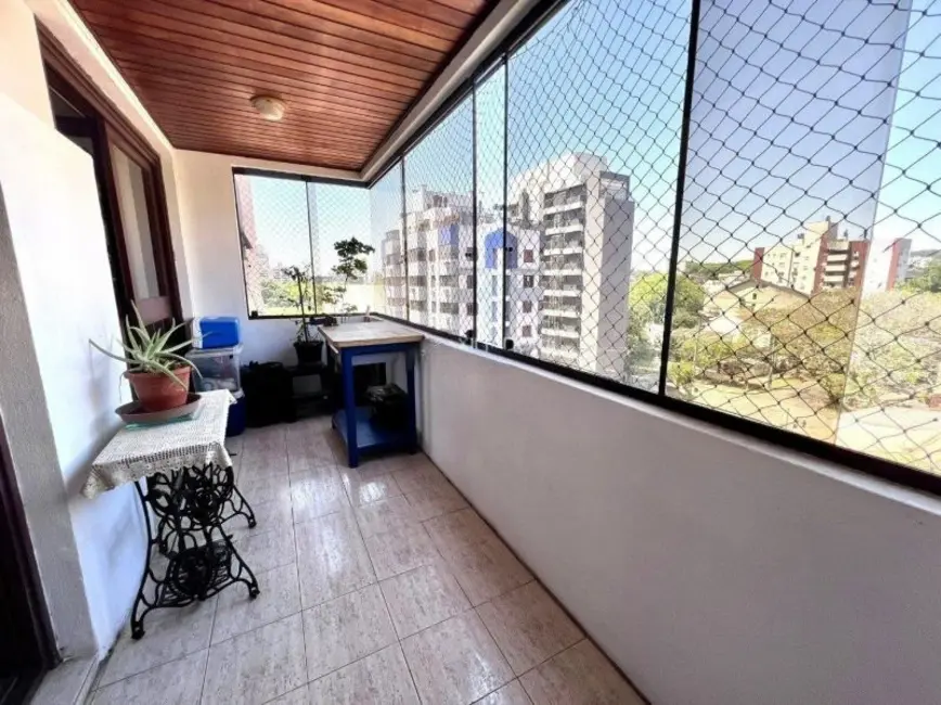 Foto 2 de Apartamento com 3 quartos à venda, 100m2 em Menino Deus, Porto Alegre - RS