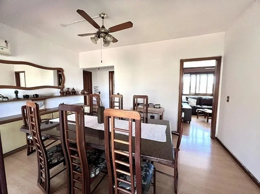 Apartamento com 3 quartos à venda, 100m2 em Menino Deus, Porto Alegre - RS - imagem 8 Foto 8 de Apartamento com 3 quartos à venda, 100m2 em Menino Deus, Porto Alegre - RS