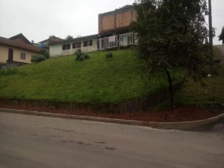 Foto 2 de Casa à venda, 50m2 em Petrópolis, Joinville - SC
