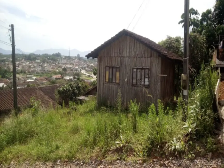 Foto 2 de Terreno / Lote à venda, 318m2 em Petrópolis, Joinville - SC