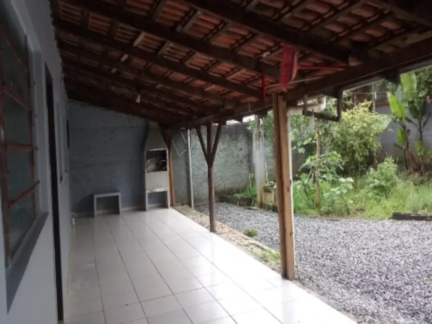 Foto 6 de Casa com 3 quartos à venda, 170m2 em Parque Guarani, Joinville - SC