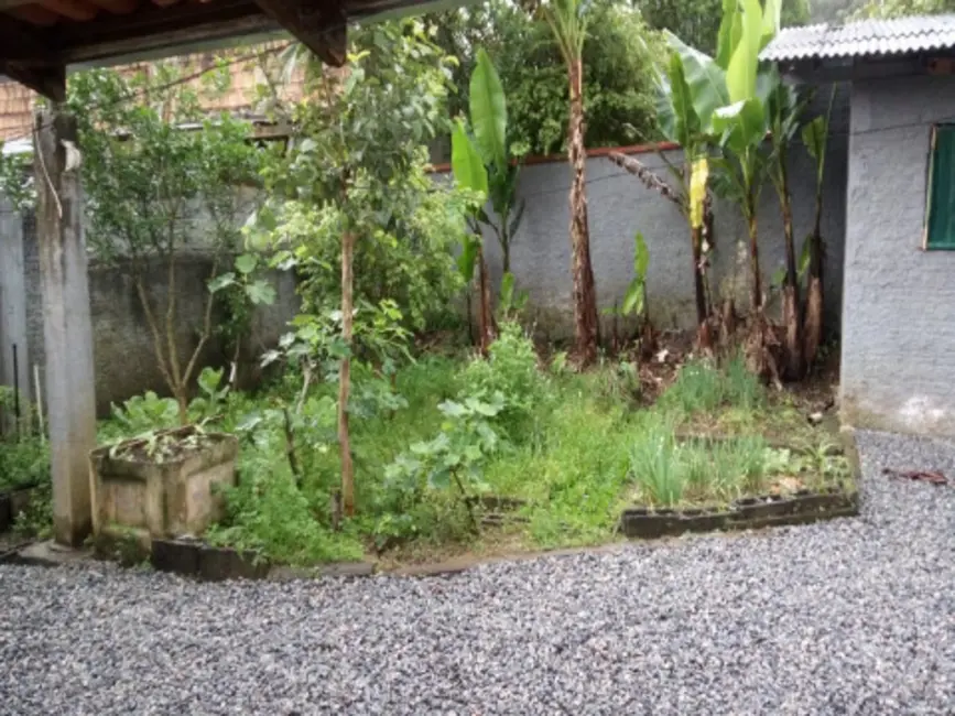 Foto 8 de Casa com 3 quartos à venda, 170m2 em Parque Guarani, Joinville - SC