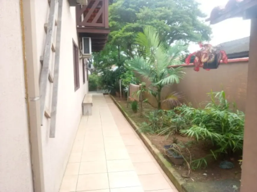 Foto 7 de Casa com 2 quartos à venda, 150m2 em Adhemar Garcia, Joinville - SC