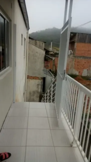 Apartamento com 2 quartos para alugar, 50m2 em Araquari - SC - imagem 3 Foto 3 de Apartamento com 2 quartos para alugar, 50m2 em Araquari - SC