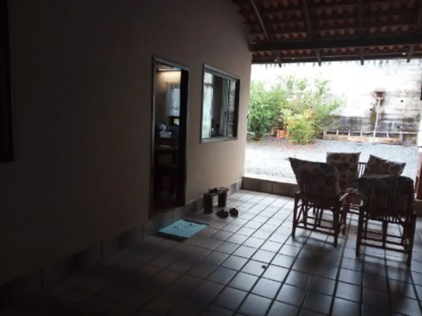 Foto 4 de Casa com 3 quartos à venda, 100m2 em Boehmerwald, Joinville - SC