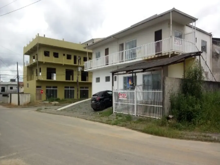 Foto 3 de Sobrado à venda em Araquari - SC