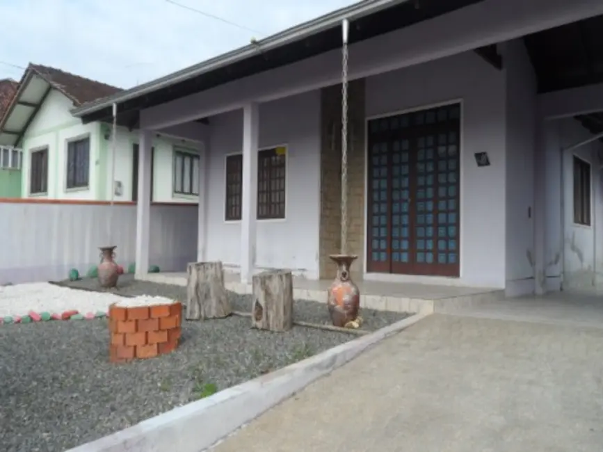 Foto 3 de Casa com 2 quartos à venda, 100m2 em Boehmerwald, Joinville - SC