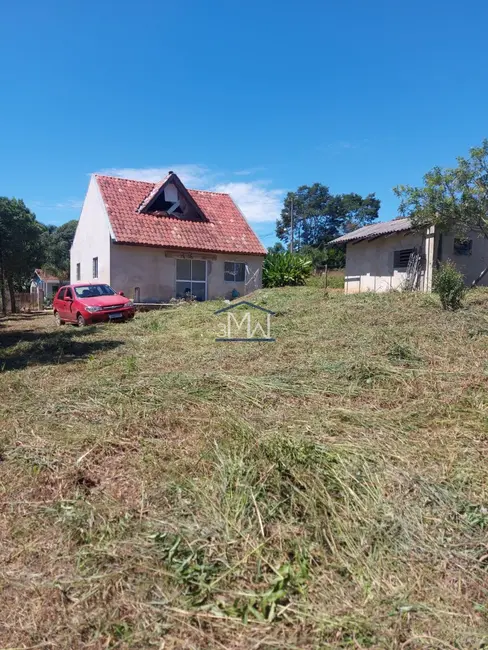 Chácara com 3 quartos à venda, 138m2 em Campina Grande Do Sul - PR - imagem 3 Foto 3 de Chácara com 3 quartos à venda, 138m2 em Campina Grande Do Sul - PR