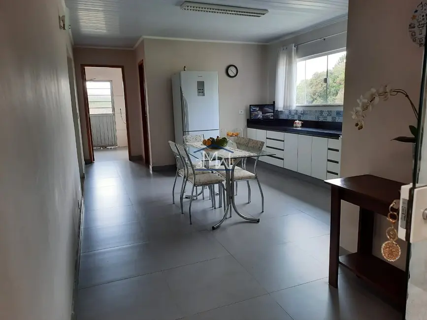 Casa com 5 quartos à venda, 1700m2 em Embu, Colombo - PR - imagem 4 Foto 4 de Casa com 5 quartos à venda, 1700m2 em Embu, Colombo - PR