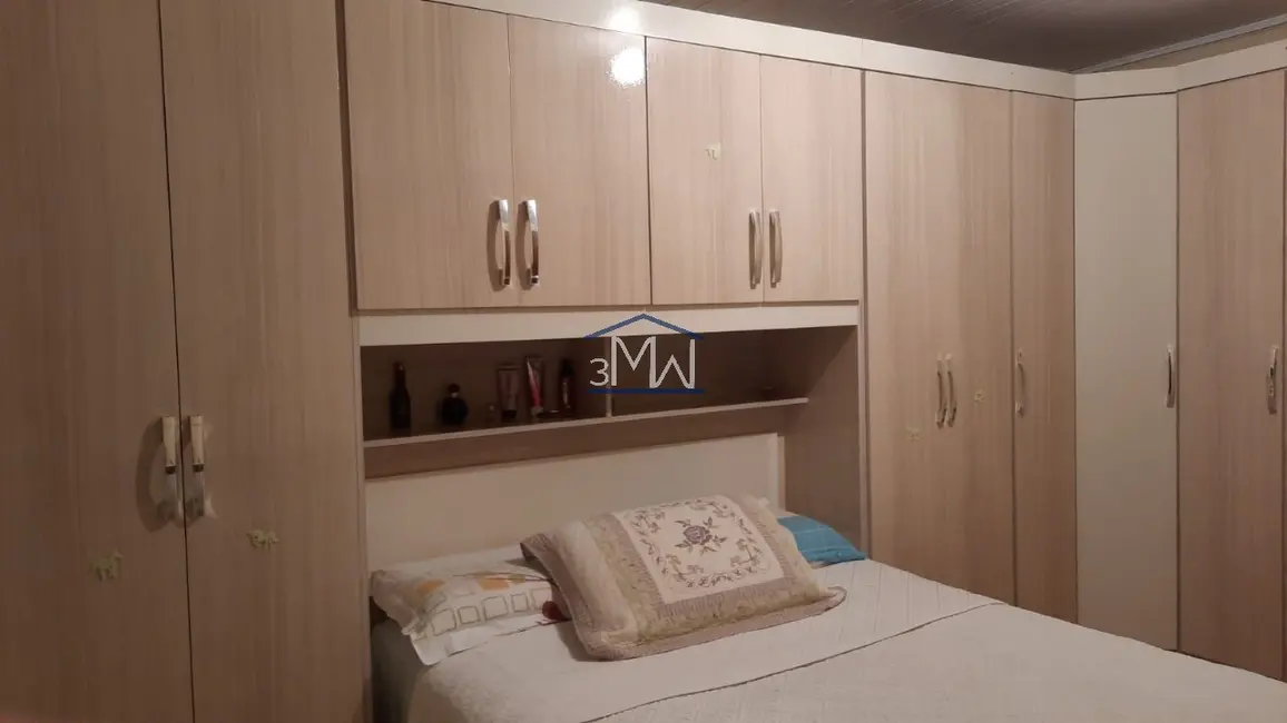 Foto 9 de Casa com 3 quartos à venda, 70m2 em Águas Fervidas, Colombo - PR