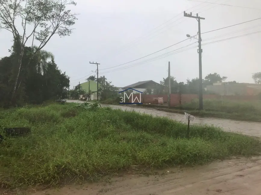 Foto 2 de Terreno / Lote à venda, 348m2 em Itapoa - SC