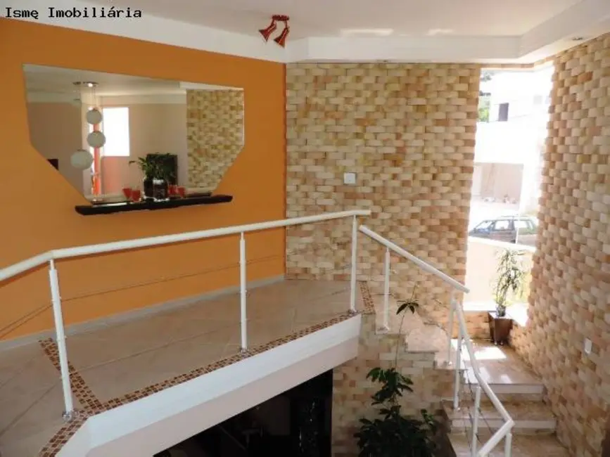 Casa de Condomínio com 3 quartos à venda, 271m2 em Valinhos - SP - imagem 8 Foto 8 de Casa de Condomínio com 3 quartos à venda, 271m2 em Valinhos - SP