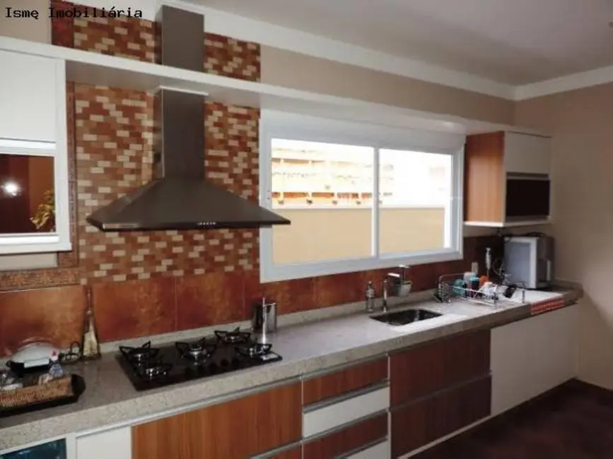 Casa de Condomínio com 3 quartos à venda, 271m2 em Valinhos - SP - imagem 4 Foto 4 de Casa de Condomínio com 3 quartos à venda, 271m2 em Valinhos - SP