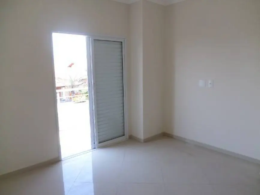 Foto 3 de Casa de Condomínio com 3 quartos à venda, 200m2 em Jardim Planalto, Paulinia - SP