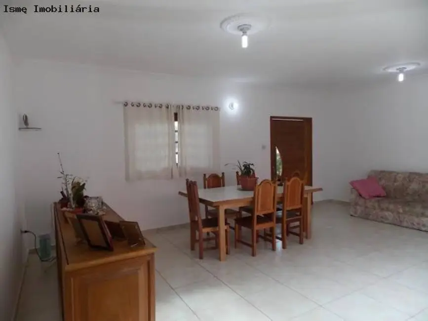 Foto 1 de Fazenda / Haras com 3 quartos à venda, 1000m2 em Centro, Itatiba - SP