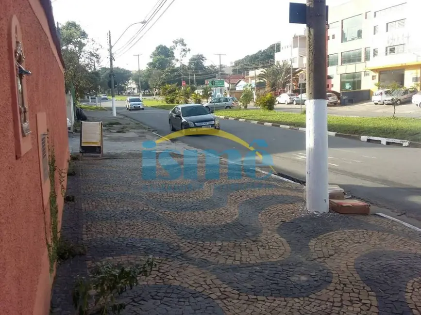 Casa com 4 quartos à venda, 240m2 em Vila Paraíso, Campinas - SP - imagem 2 Foto 2 de Casa com 4 quartos à venda, 240m2 em Vila Paraíso, Campinas - SP