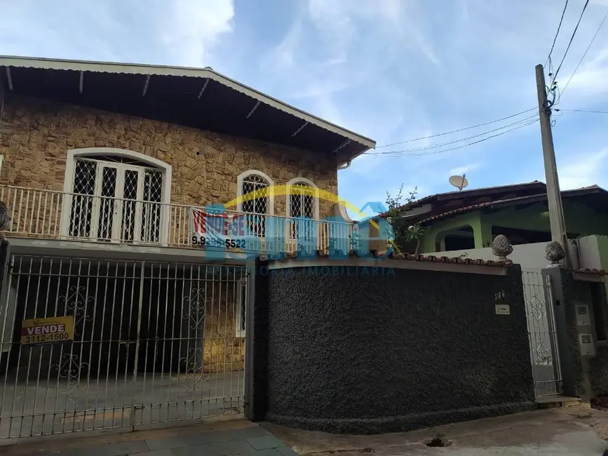 Foto 2 de Casa com 4 quartos à venda, 267m2 em Vila Santa Isabel, Campinas - SP