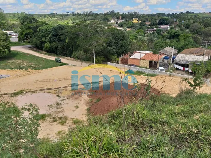 Foto 1 de Terreno / Lote à venda, 1200m2 em Paulinia - SP