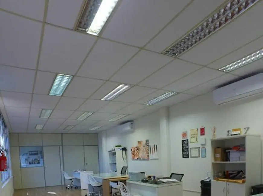 Armazém / Galpão à venda, 750m2 em Jardim Santa Genebra, Campinas - SP - imagem 8 Foto 8 de Armazém / Galpão à venda, 750m2 em Jardim Santa Genebra, Campinas - SP