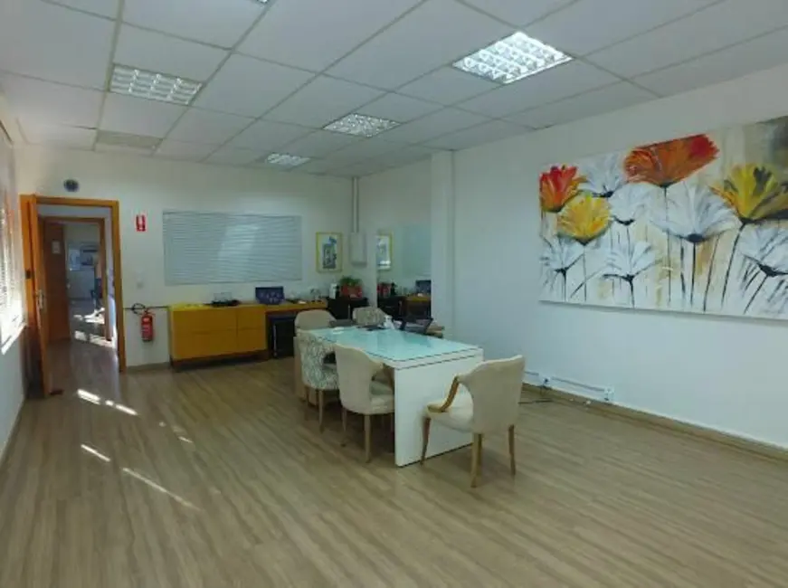 Armazém / Galpão à venda, 750m2 em Jardim Santa Genebra, Campinas - SP - imagem 4 Foto 4 de Armazém / Galpão à venda, 750m2 em Jardim Santa Genebra, Campinas - SP