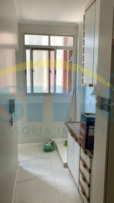 Apartamento com 2 quartos para alugar, 94m2 em Vila Itapura, Campinas - SP - imagem 8 Foto 8 de Apartamento com 2 quartos para alugar, 94m2 em Vila Itapura, Campinas - SP