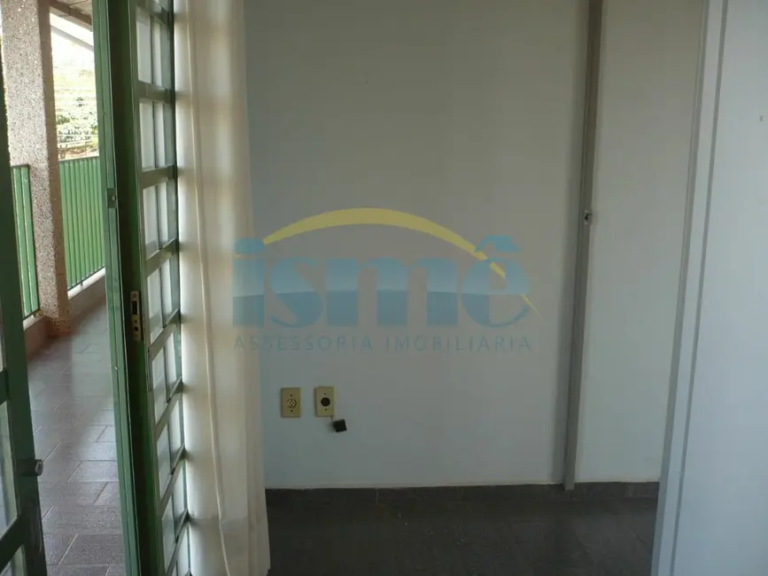 Foto 4 de Sala Comercial para alugar, 18m2 em Vila Santa Isabel, Campinas - SP