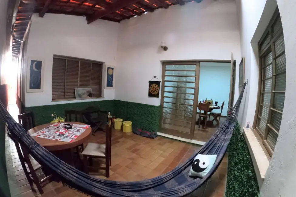 Foto 3 de Casa com 3 quartos para alugar, 303m2 em Taquaral, Campinas - SP