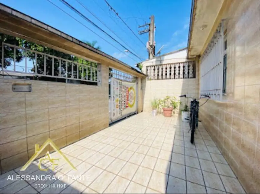 Foto 2 de Casa com 3 quartos à venda, 89m2 em Castelo, Santos - SP
