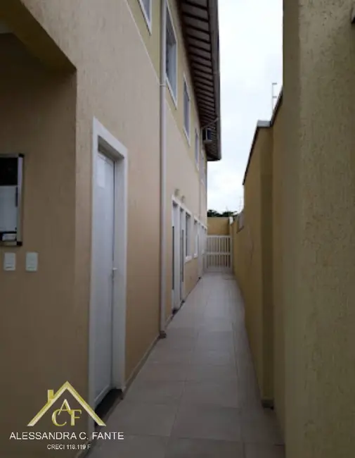 Foto 1 de Casa com 2 quartos à venda, 49m2 em Mirim, Praia Grande - SP
